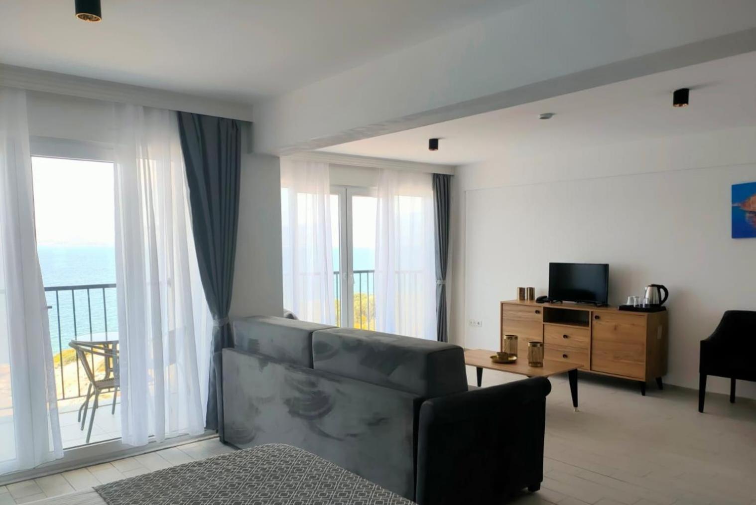 Milas Ni Marin Hotel מראה חיצוני תמונה