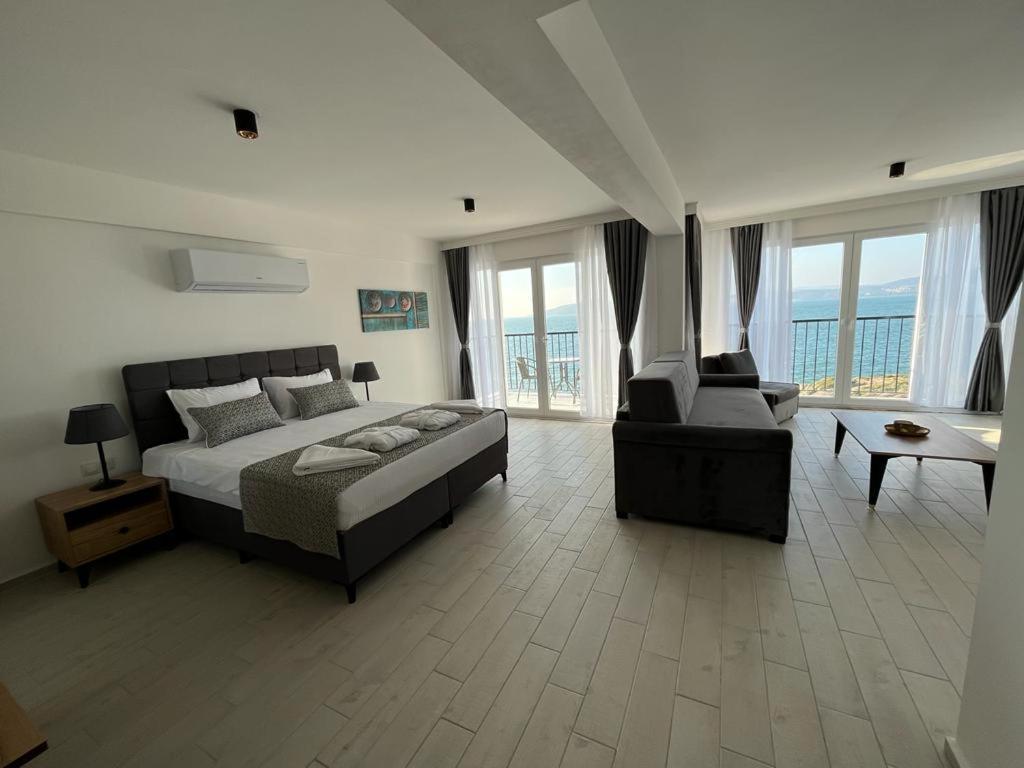 Milas Ni Marin Hotel מראה חיצוני תמונה