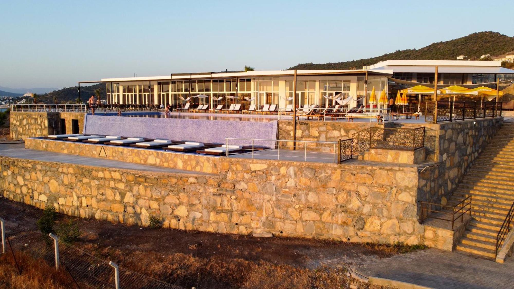 Milas Ni Marin Hotel מראה חיצוני תמונה