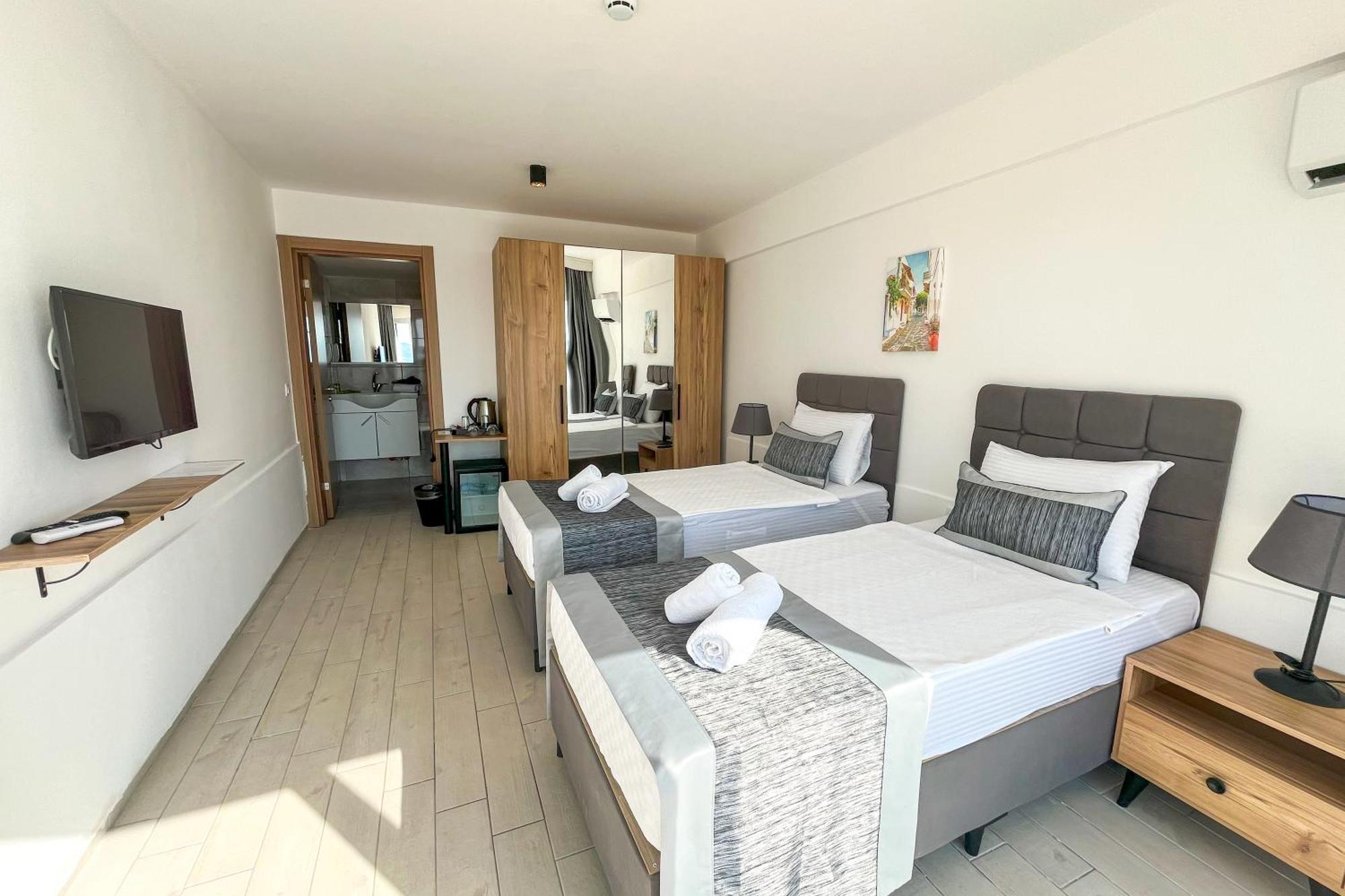 Milas Ni Marin Hotel מראה חיצוני תמונה